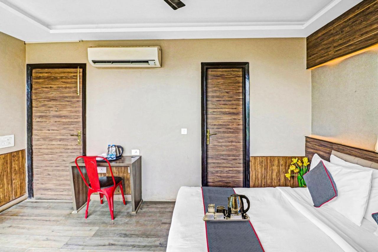 Townhouse 450 Dwarka Hotel Delhi  Exterior foto